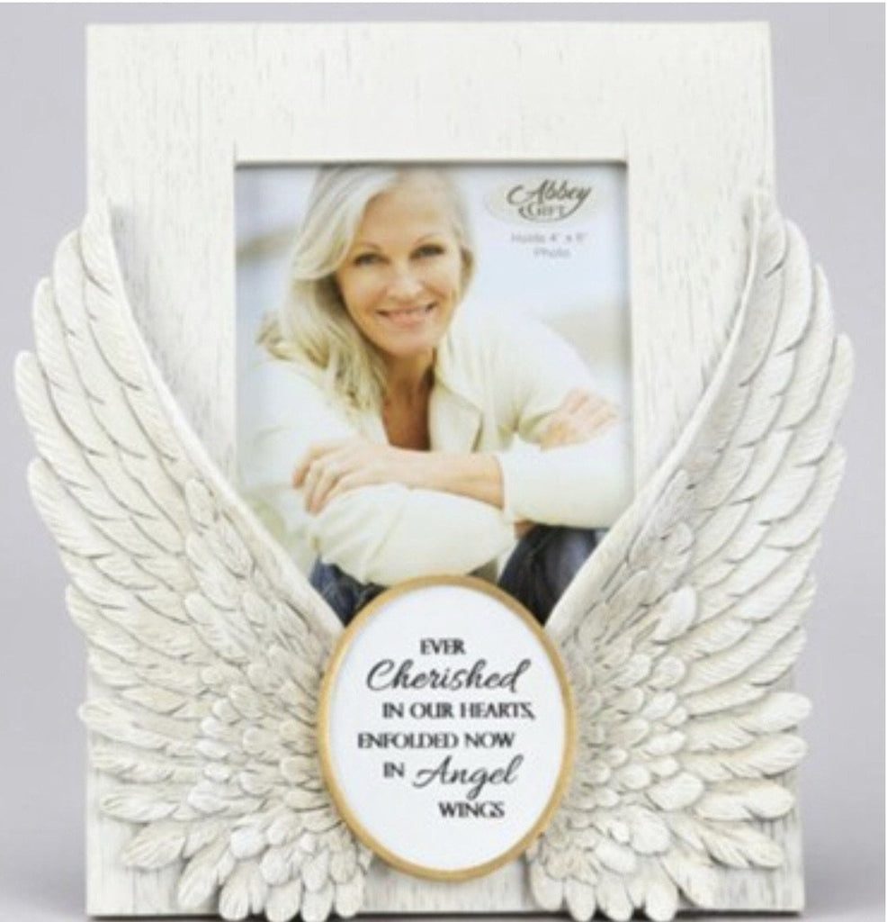 <h1>In Angel Wings</h1>